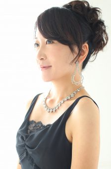 加藤美和子プロフィール写真e 加藤美和子ピアノ教室 | 鎌倉市七里ヶ浜のピアノ教室